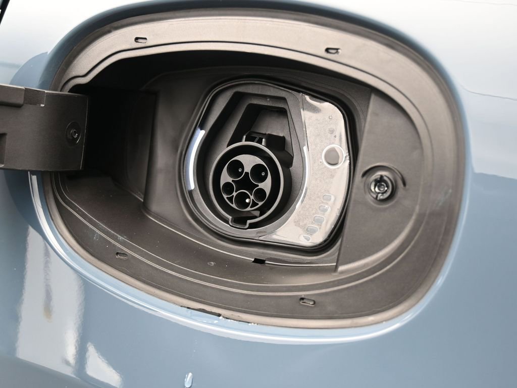 Used 2025 Dodge Hornet R/T w/ Tech Pack image 29