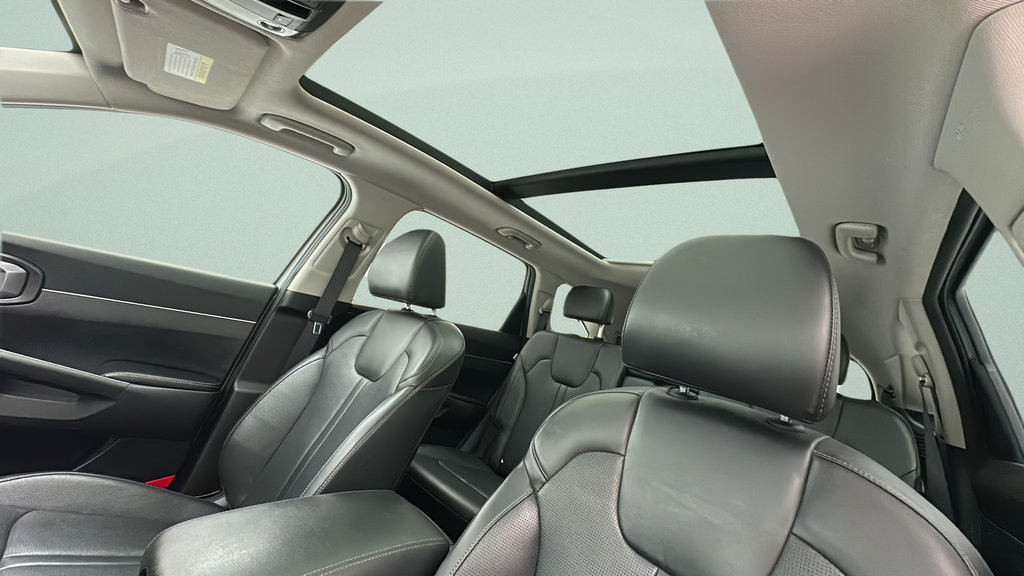 Used 2024 Kia Sorento S w/ Panoramic Sunroof Package AWD/4WD image 15