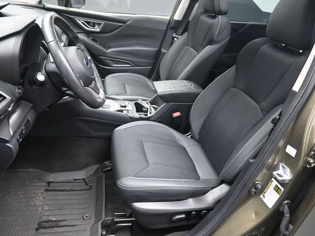 Certified 2023 Subaru Forester Premium image 18