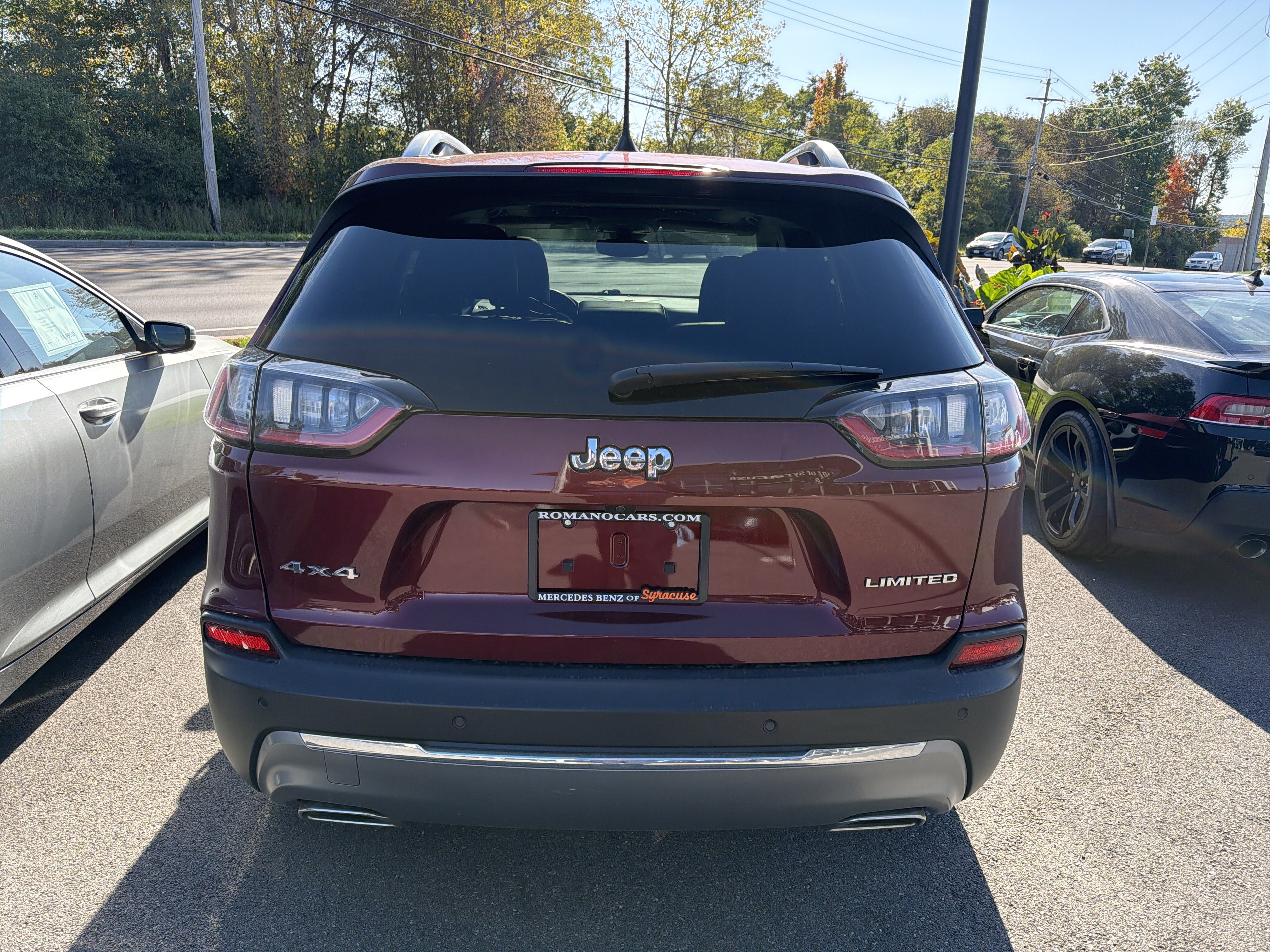 Used 2021 Jeep Cherokee Limited w/ Mopar Interior Package AWD/4WD image 6