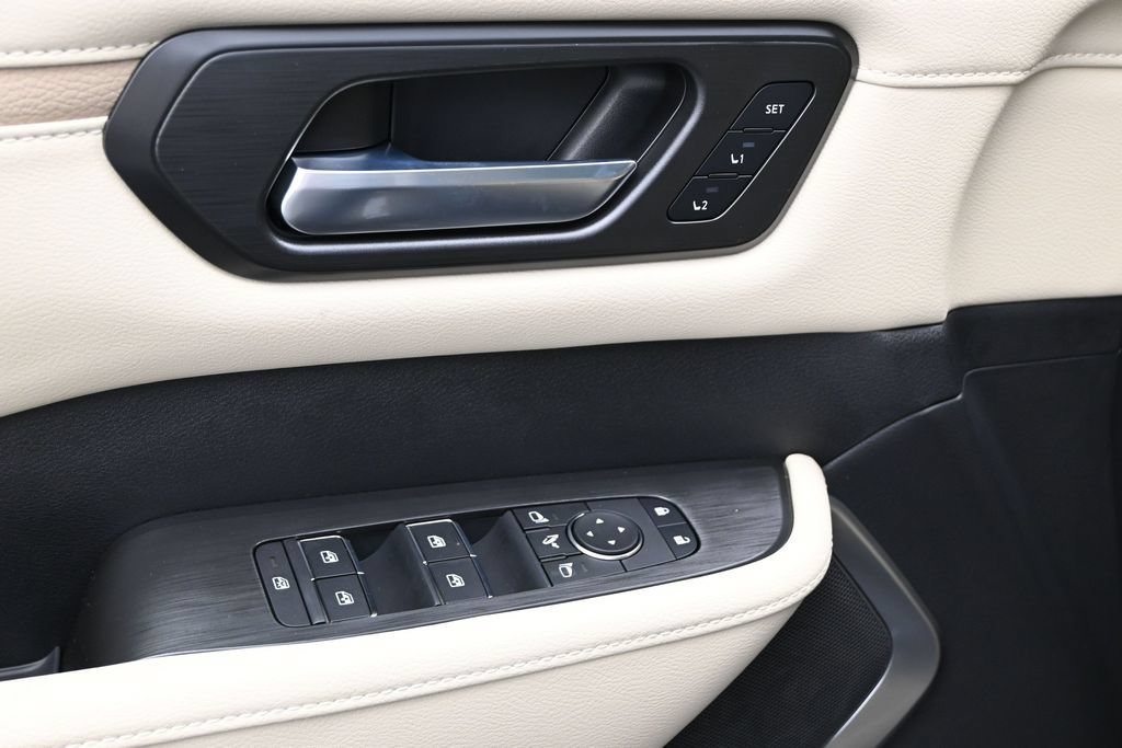 New 2026 Nissan Armada Platinum AWD/4WD image 14