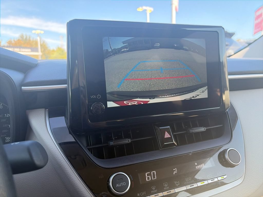 Used 2024 Toyota Corolla LE FWD image 22