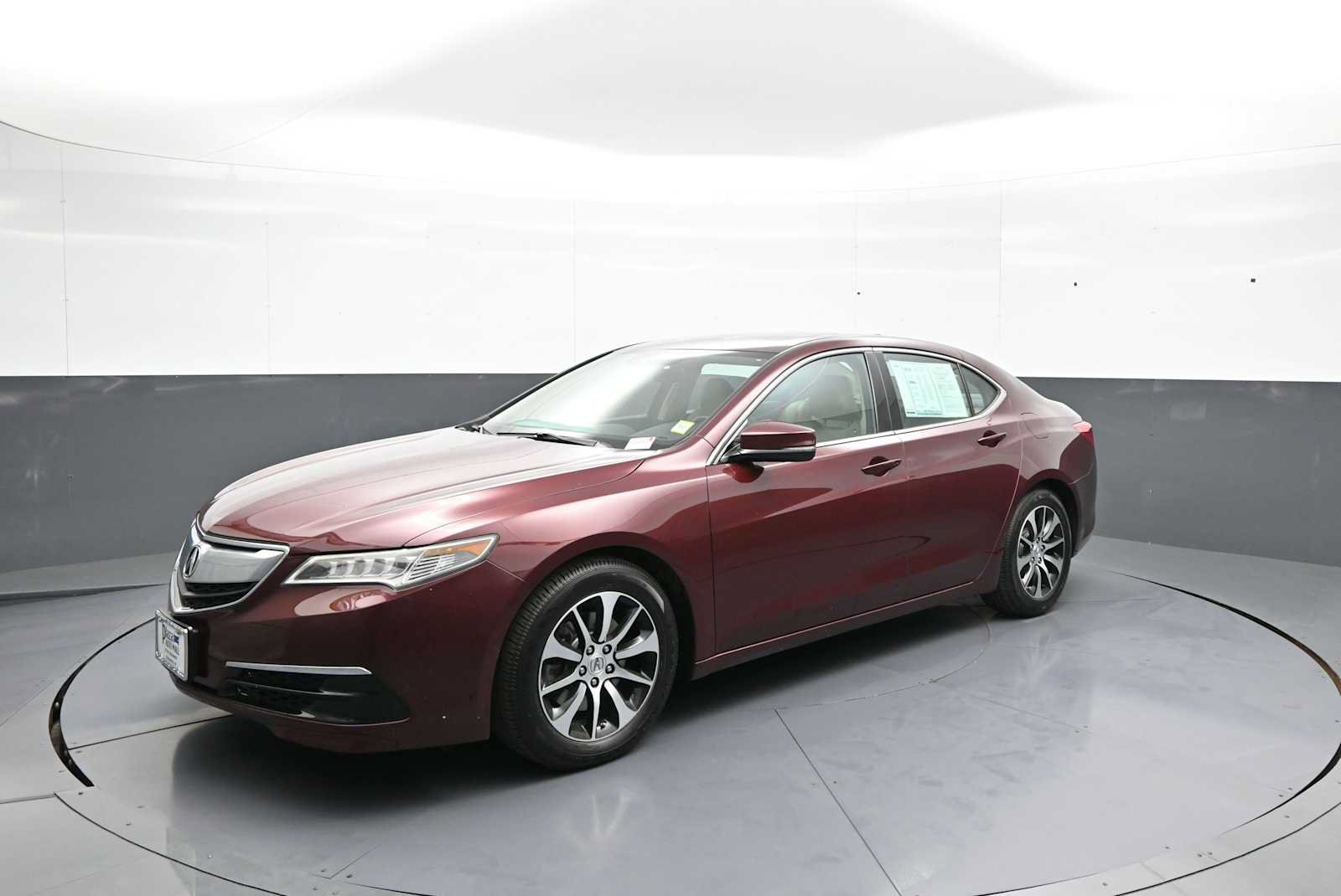 Used 2015 Acura TLX w/ Technology Package FWD image 1