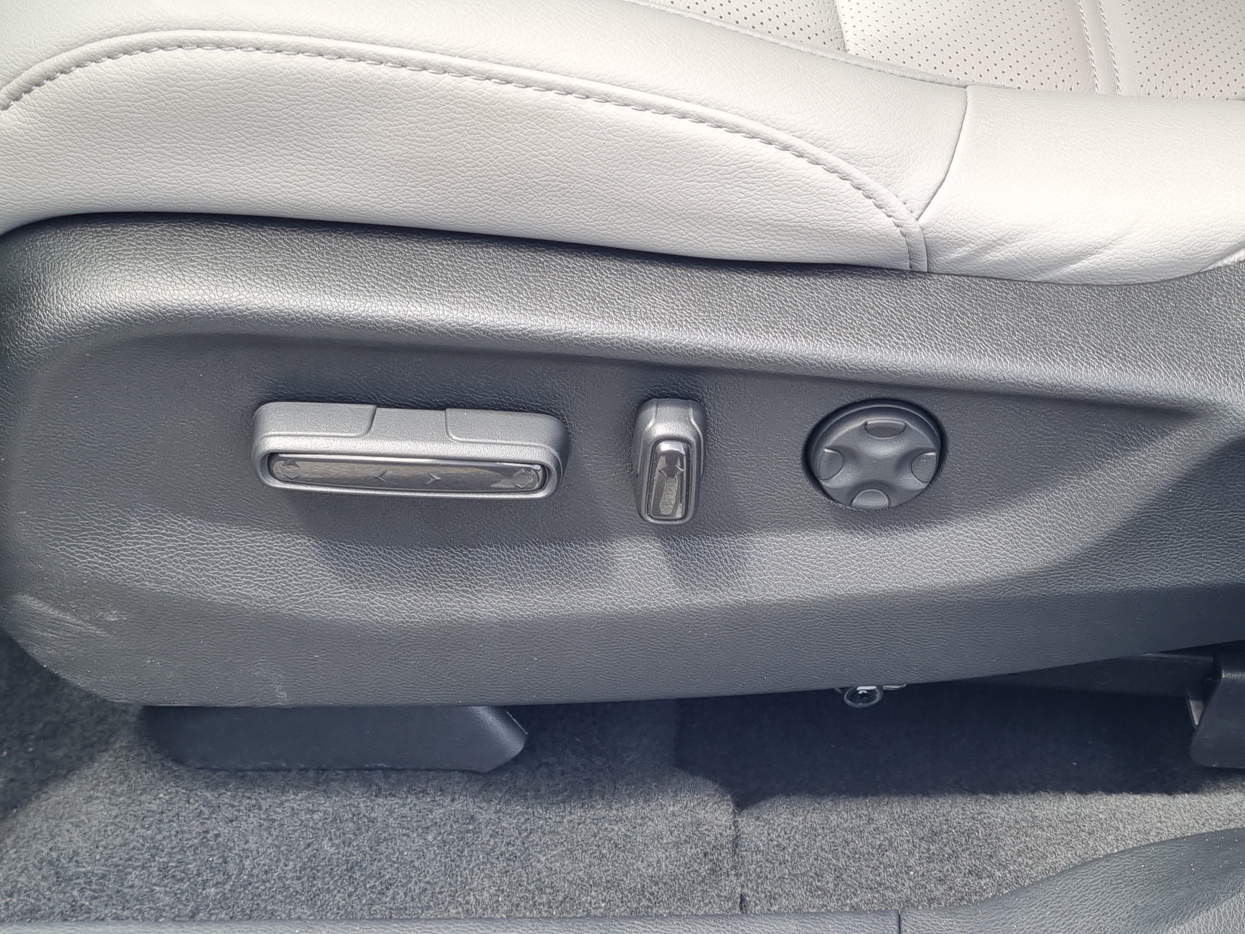 Used 2021 Honda CR-V EX-L image 26