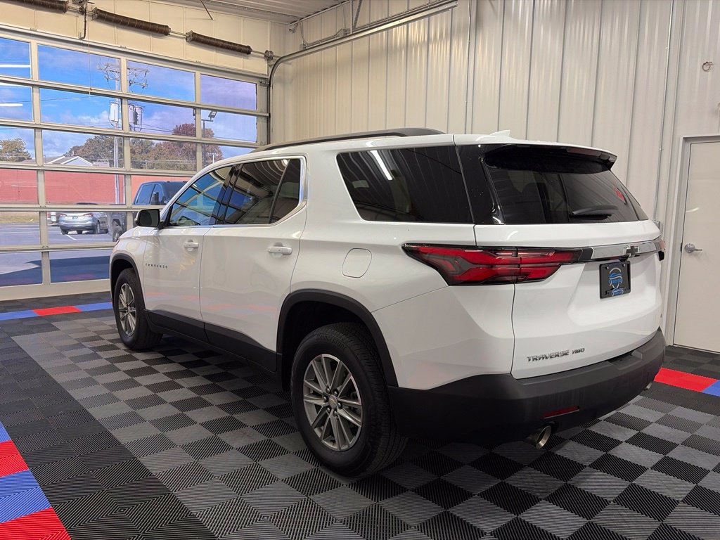 Used 2023 Chevrolet Traverse LT w/ LPO, Floor Liner Package AWD/4WD image 6