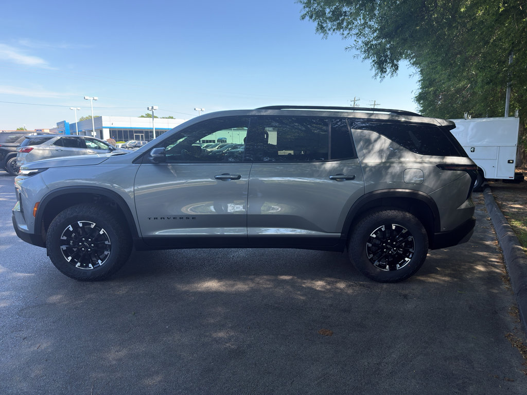 New 2026 Chevrolet Traverse Z71 w/ Enhanced Driving Package AWD/4WD image 5