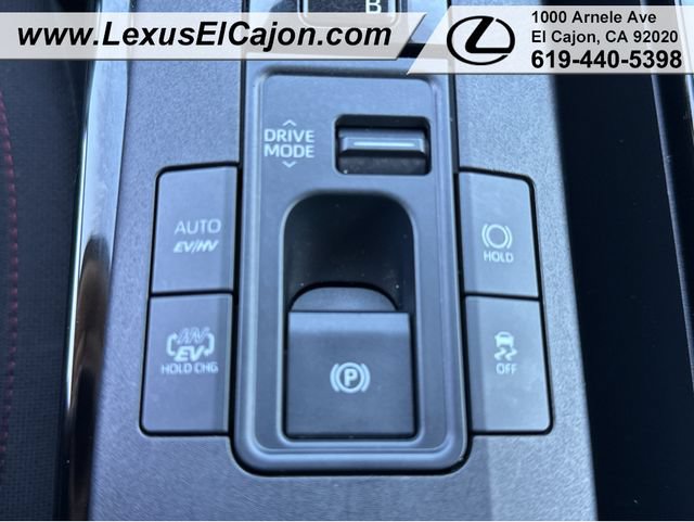 Used 2024 Toyota Prius Prime FWD image 29