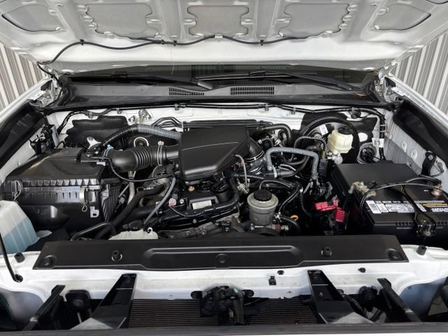 Used 2020 Toyota Tacoma SR5 w/ SR5 Appearance Package (SM) RWD image 28