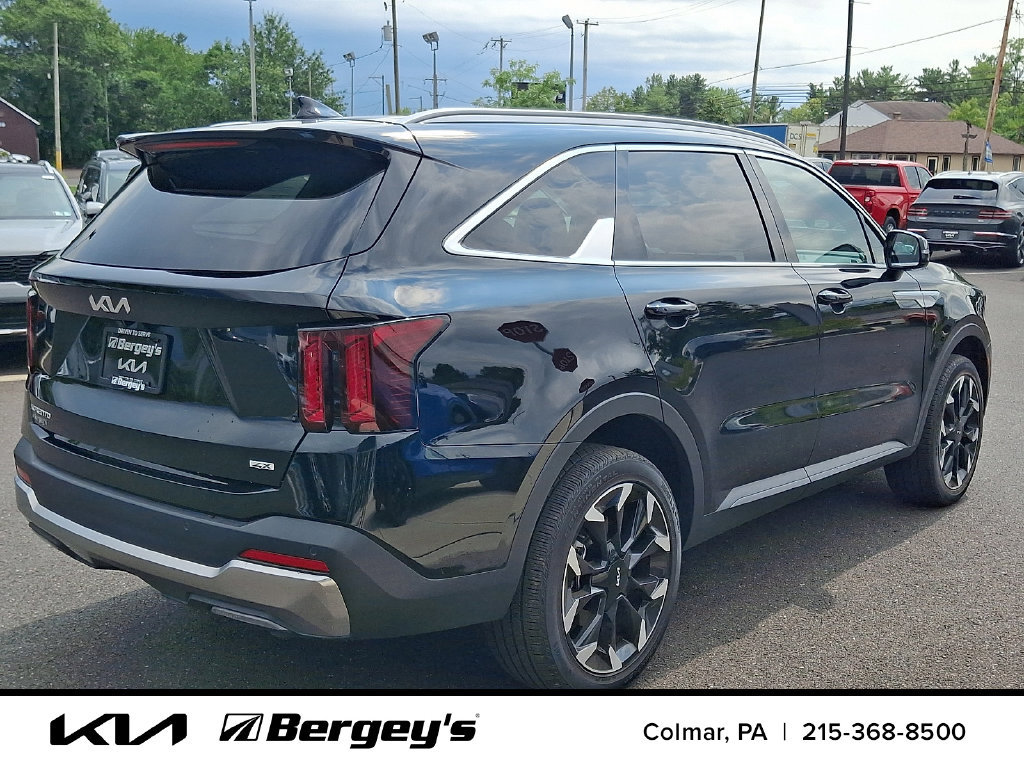 Certified 2026 Kia Sorento EX AWD/4WD image 5