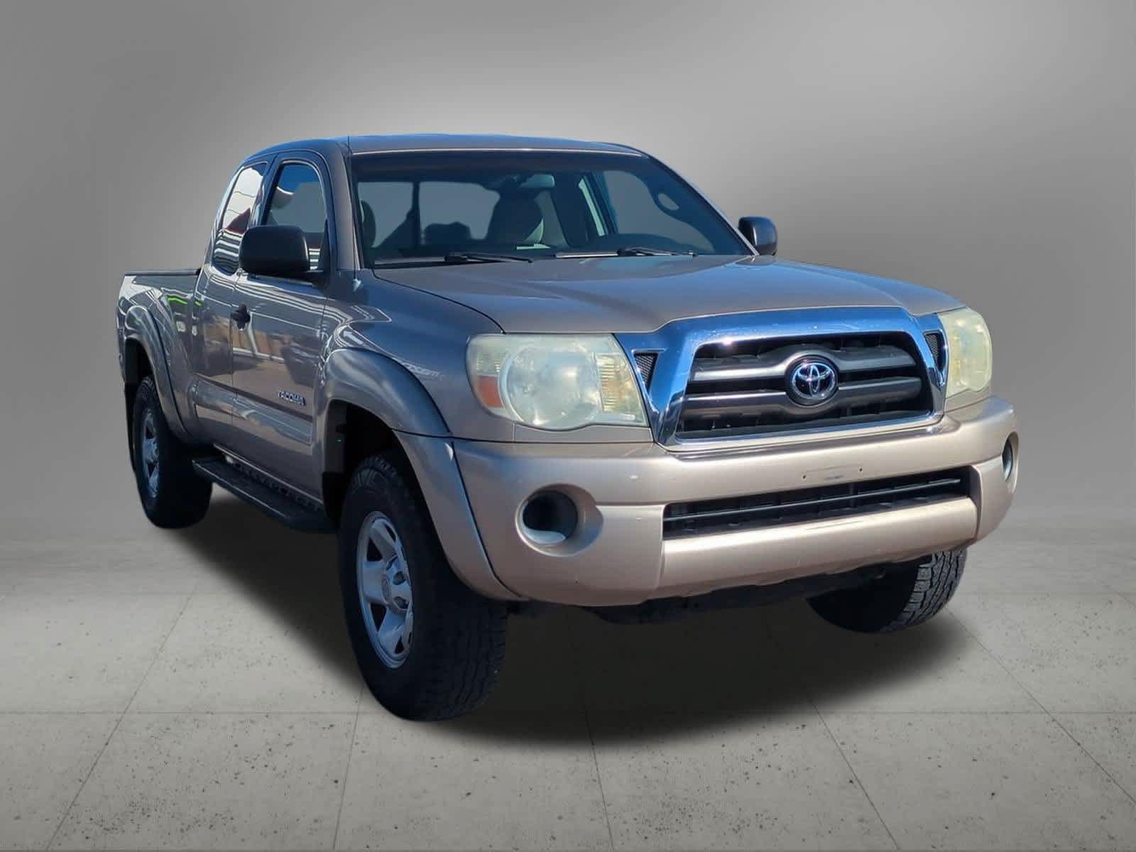 Used 2007 Toyota Tacoma 4x4 Access Cab w/ SR5 Pkg #2 image 8