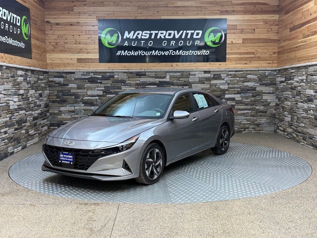 Certified 2023 Hyundai Elantra SEL w/ Convenience Package image 4