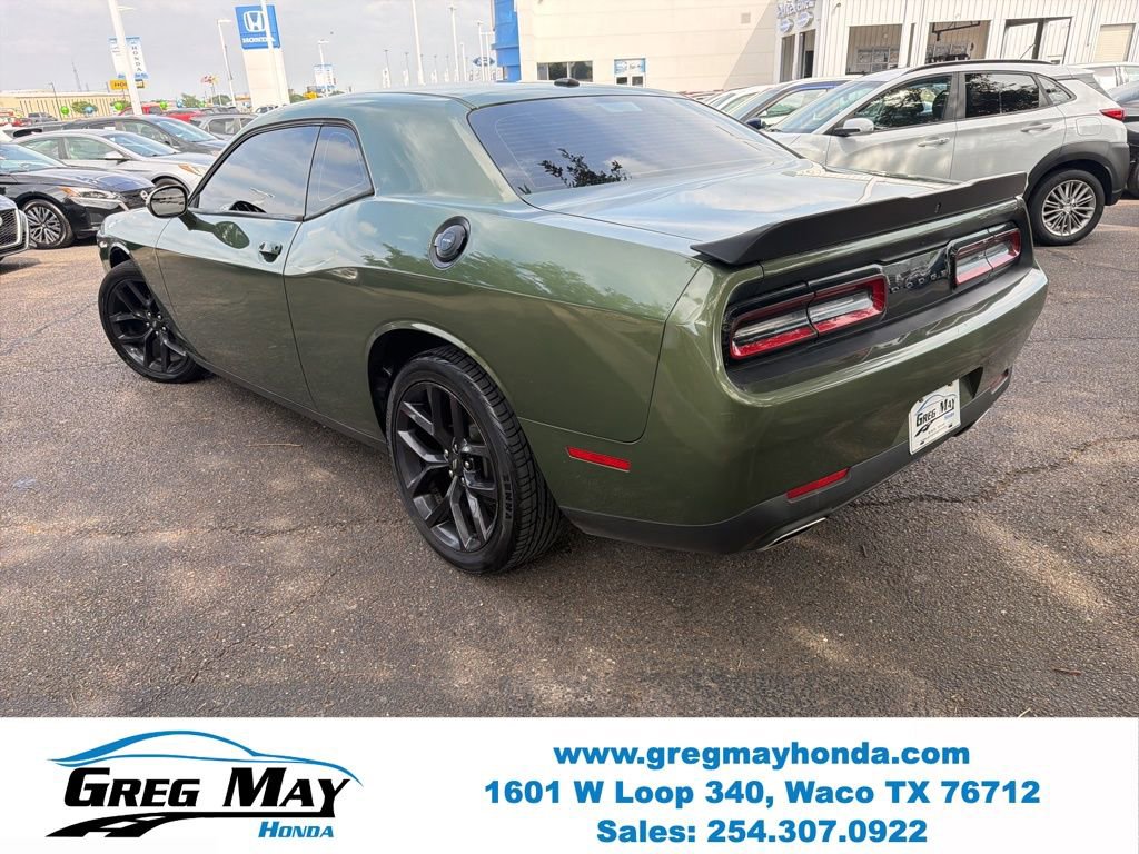 Used 2020 Dodge Challenger SXT w/ Blacktop Package RWD image 5