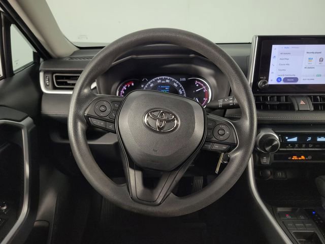 Used 2024 Toyota RAV4 LE image 21