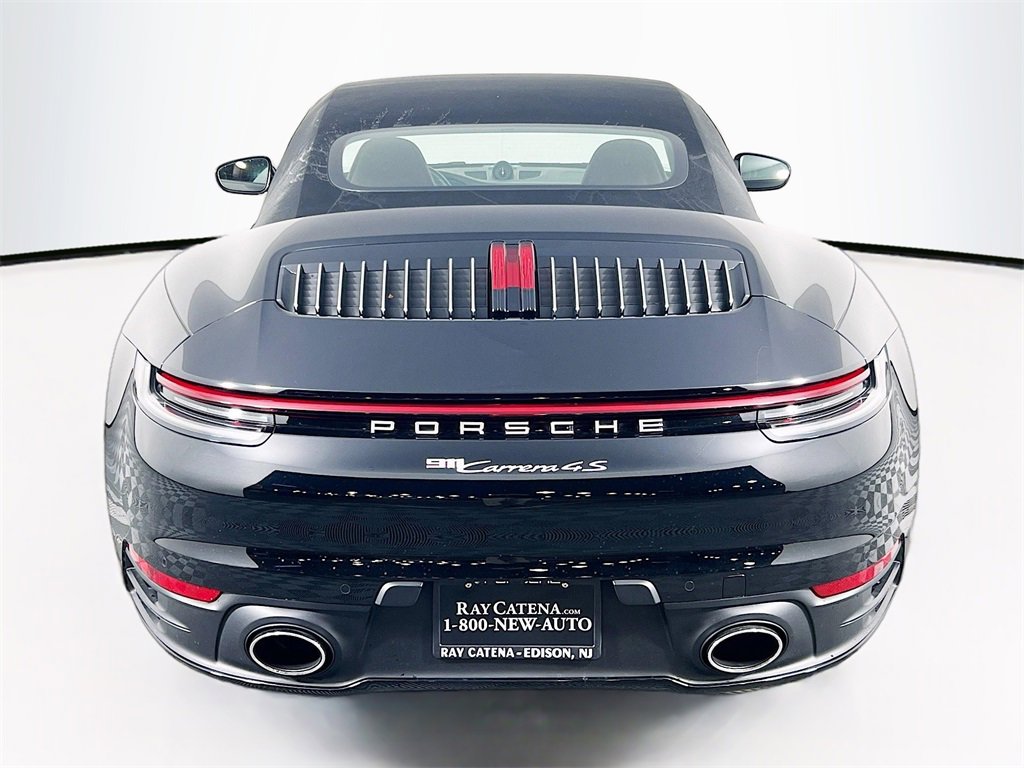 Certified 2020 Porsche 911 Carrera 4S image 10