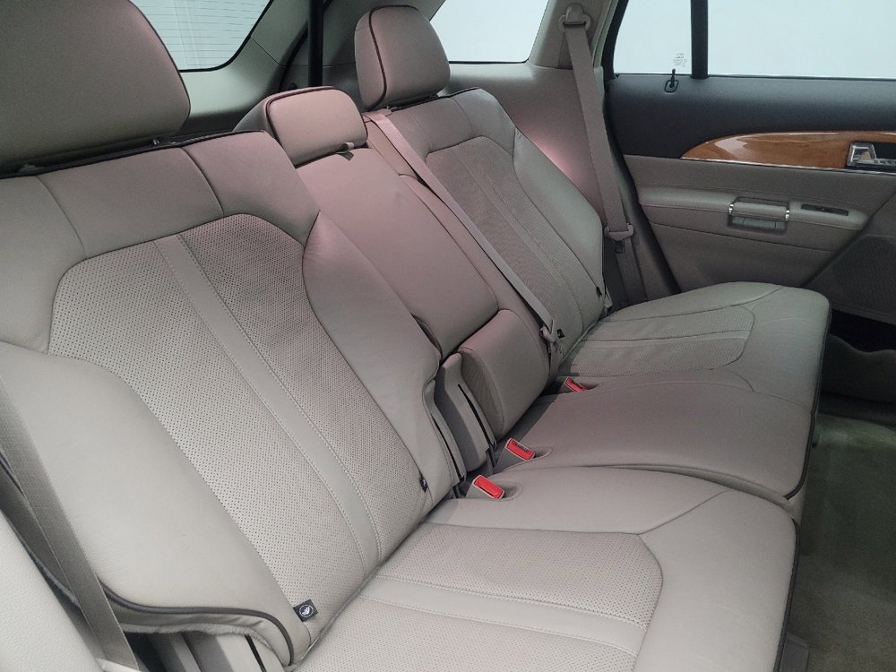 Used 2015 Lincoln MKX FWD w/ Equipment Group 102A image 19