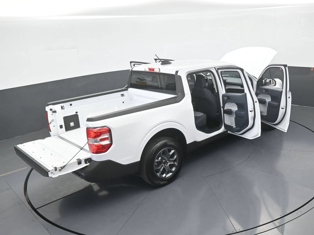 Used 2025 Ford Maverick XLT w/ Equipment Group 302A AWD/4WD image 70