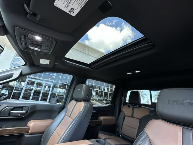 Certified 2020 Chevrolet Silverado 1500 High Country w/ Technology Package RWD image 29