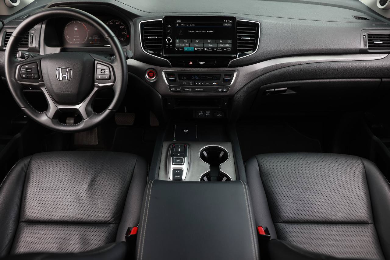 Used 2025 Honda Ridgeline RTL image 2