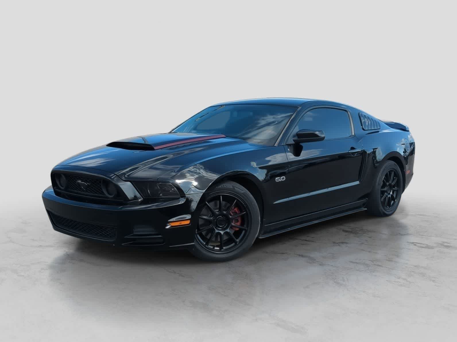 Used 2013 Ford Mustang GT Premium w/ Comfort Pkg RWD image 1