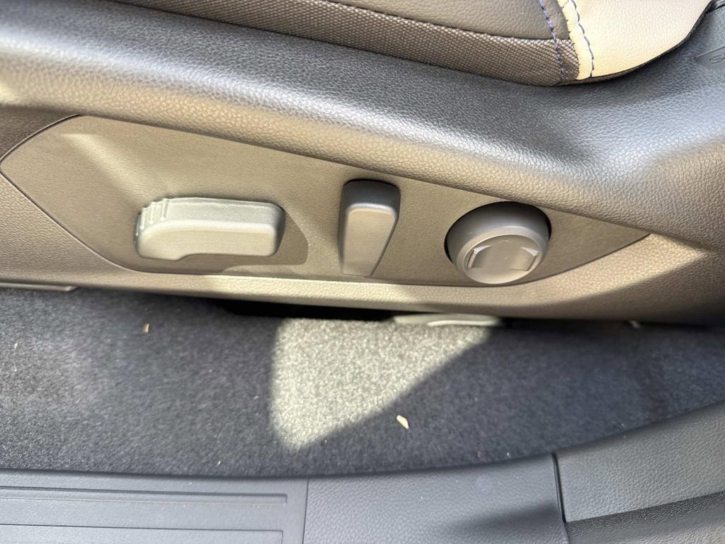 New 2025 Subaru Forester Limited image 25