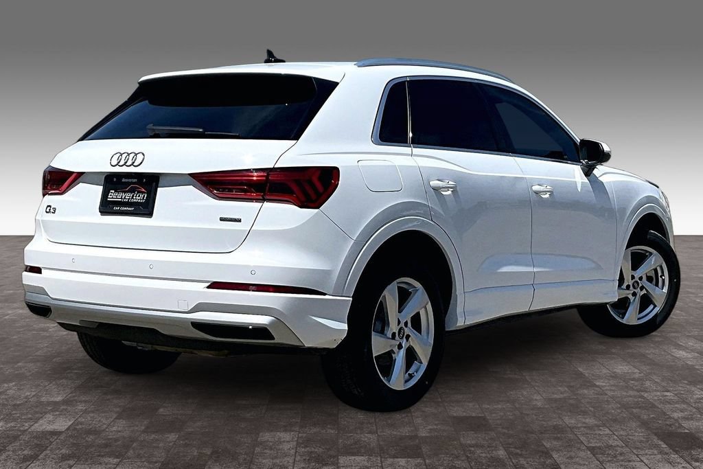 Used 2021 Audi Q3 2.0T Premium w/ Convenience Package AWD/4WD image 14