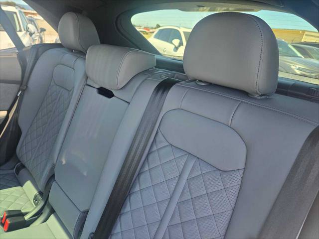 New 2026 Audi SQ8 Premium Plus AWD/4WD image 18