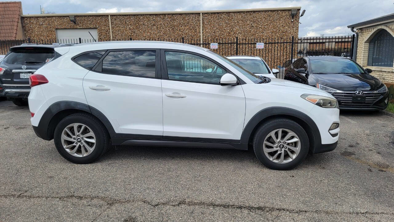 Used 2016 Hyundai Tucson SE w/ Option Group 02 image 4