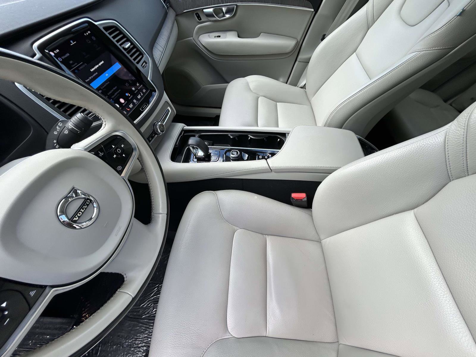 Certified 2024 Volvo XC90 B6 Core w/ Protection Package Premier image 10