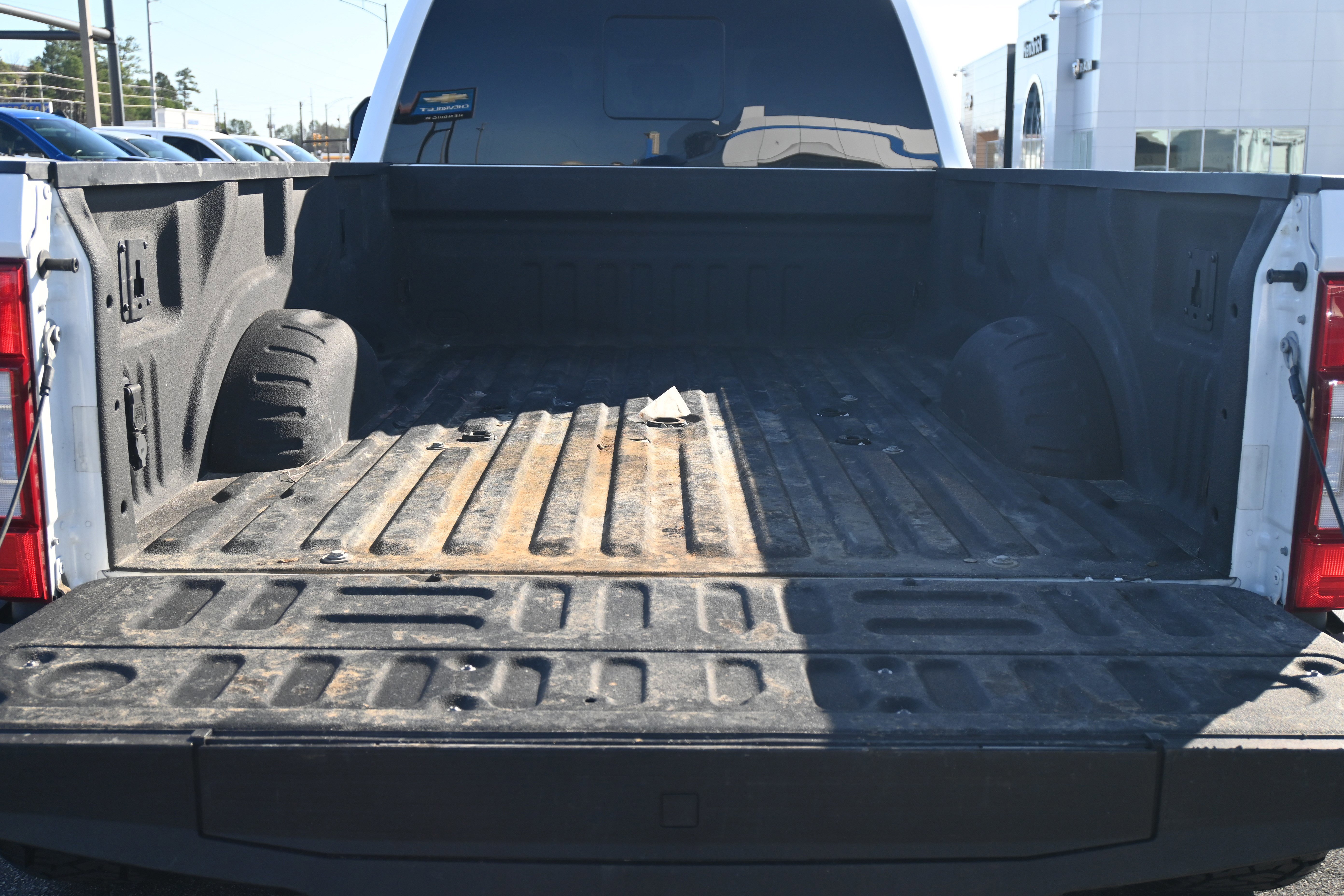 Used 2022 Ford F450 Platinum w/ FX4 Off-Road Package image 34