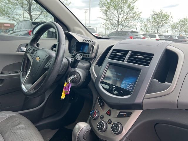 Used 2013 Chevrolet Sonic LTZ image 28