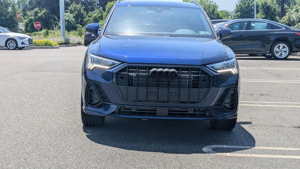 New 2025 Audi Q3 2.0T Premium image 2
