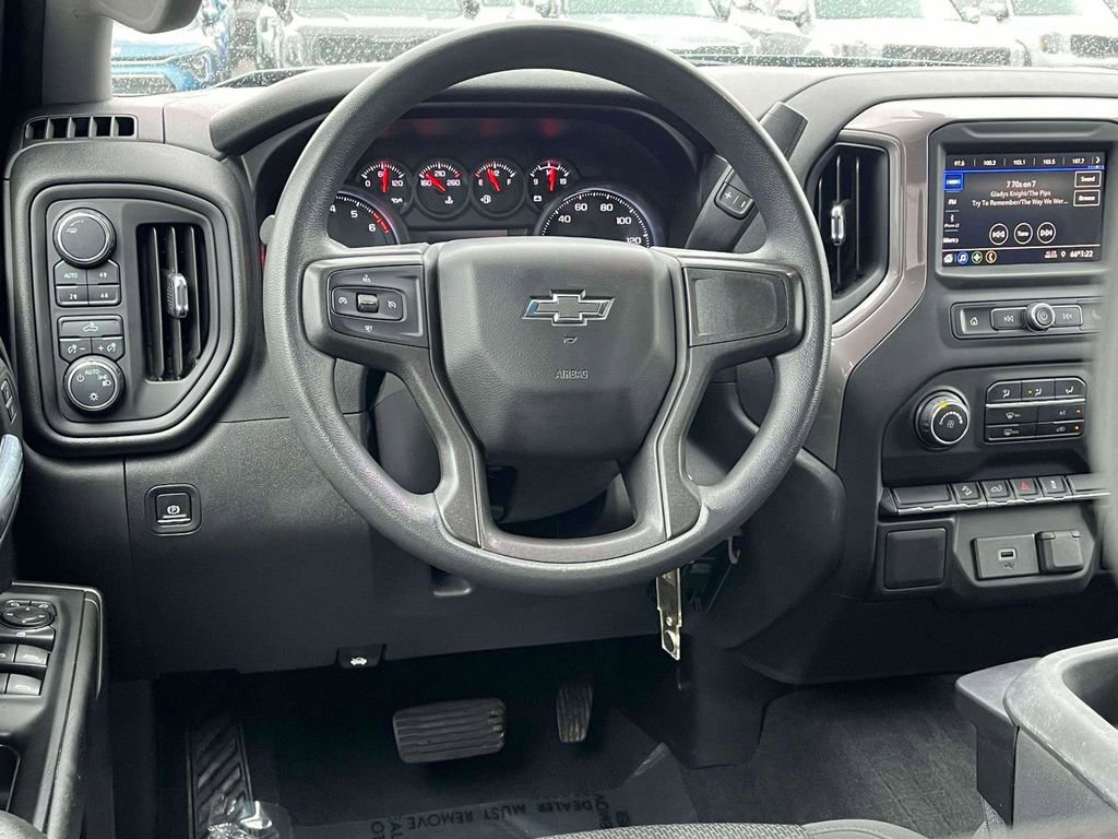 Used 2020 Chevrolet Silverado 1500 Custom Trail Boss w/ Custom Convenience Package image 2