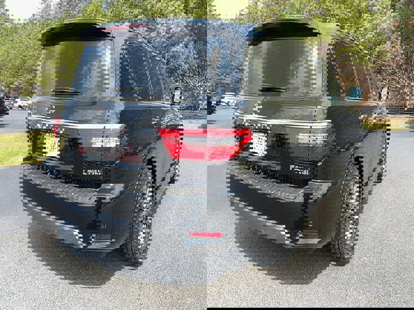 Used 2023 Nissan Armada Platinum w/ Captain's Chairs Package image 5