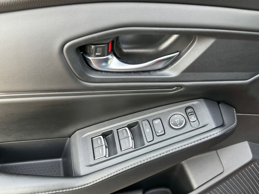 Used 2024 Honda Accord Sport image 11