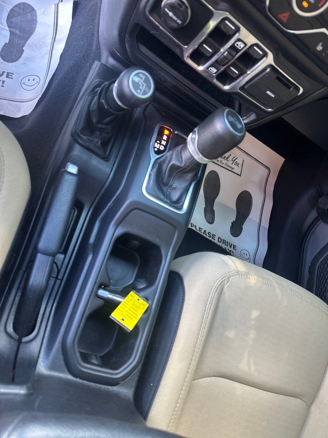 Used 2020 Jeep Wrangler Unlimited Sport w/ Cold Weather Group AWD/4WD image 16