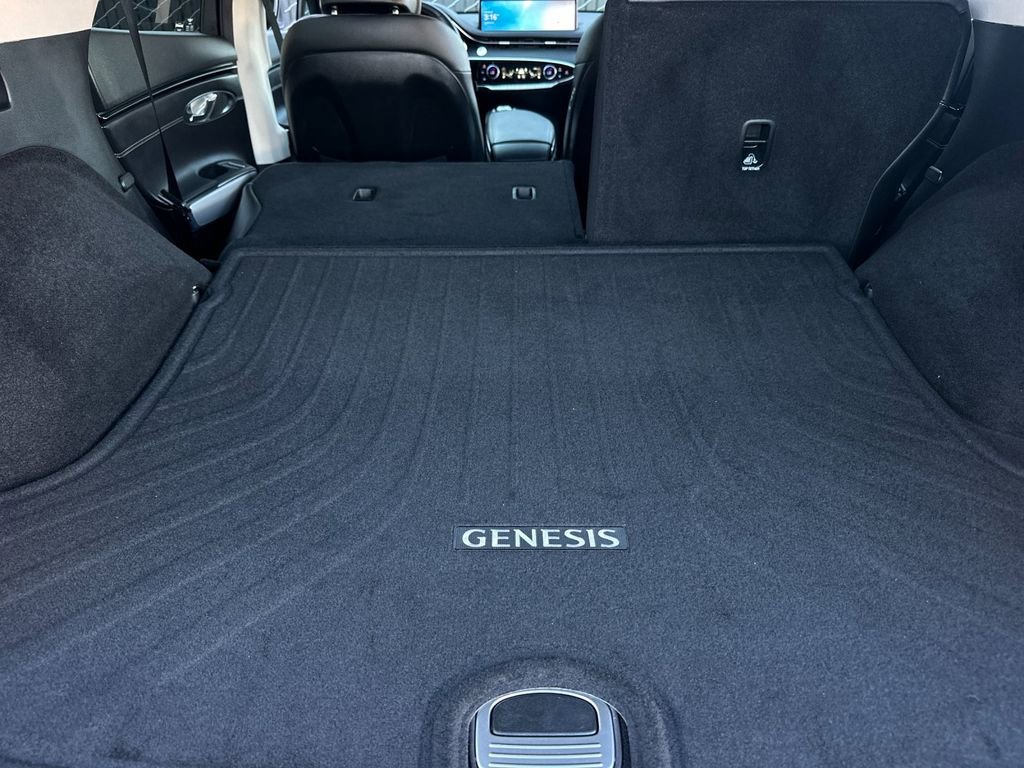 Used 2024 Genesis GV70 2.5T w/ Select Package image 15