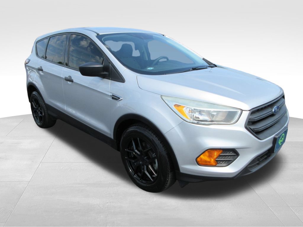 Used 2017 Ford Escape S FWD image 7
