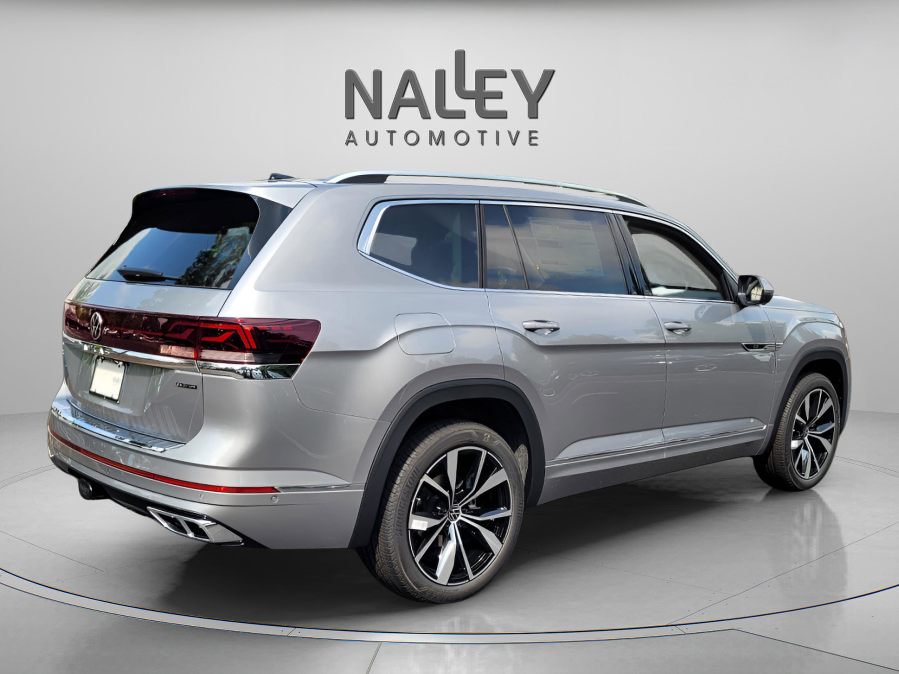 New 2026 Volkswagen Atlas SEL Premium R-Line image 5