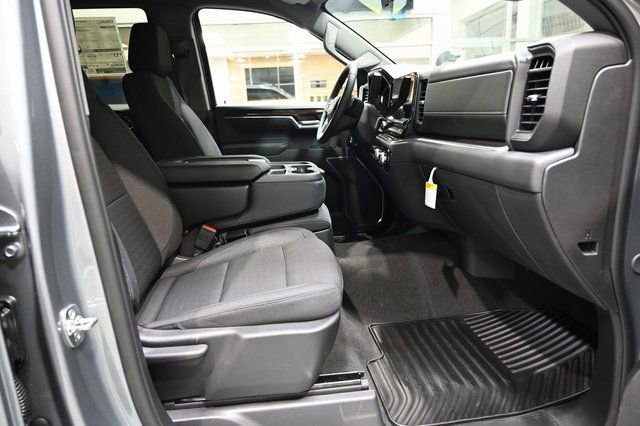 New 2026 GMC Sierra 1500 Elevation image 11