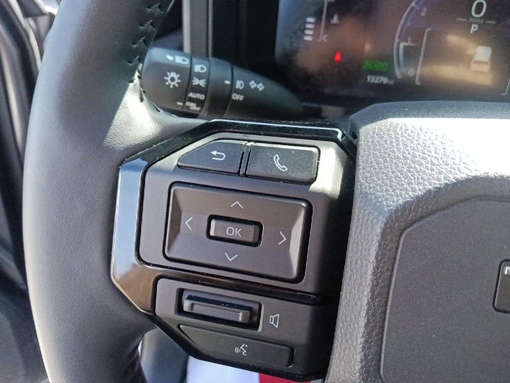 Used 2025 Toyota Land Cruiser 1958 image 18