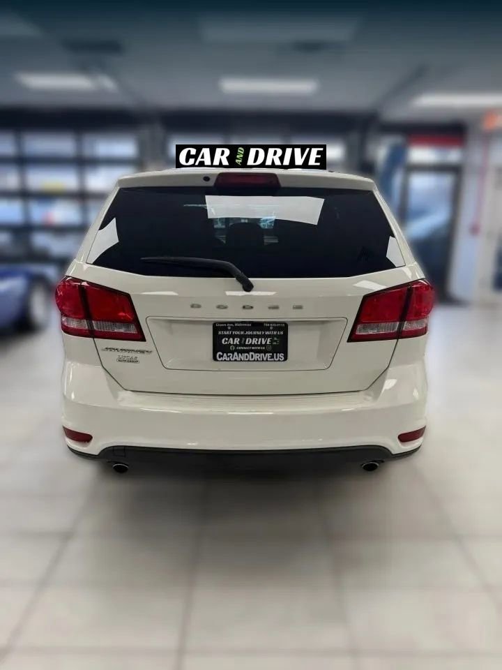 Used 2018 Dodge Journey SXT w/ Blacktop Package image 5