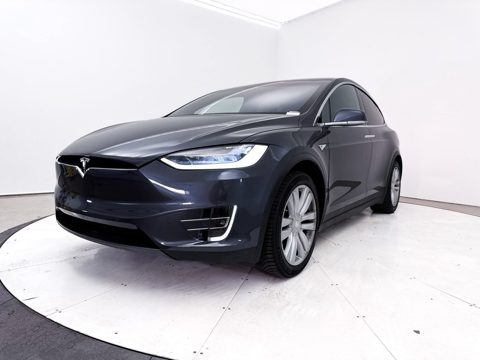 Used 2016 Tesla Model X Performance AWD/4WD image 15