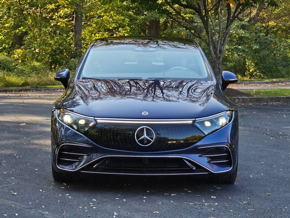 Used 2023 Mercedes-Benz EQS 580 4MATIC Sedan image 9