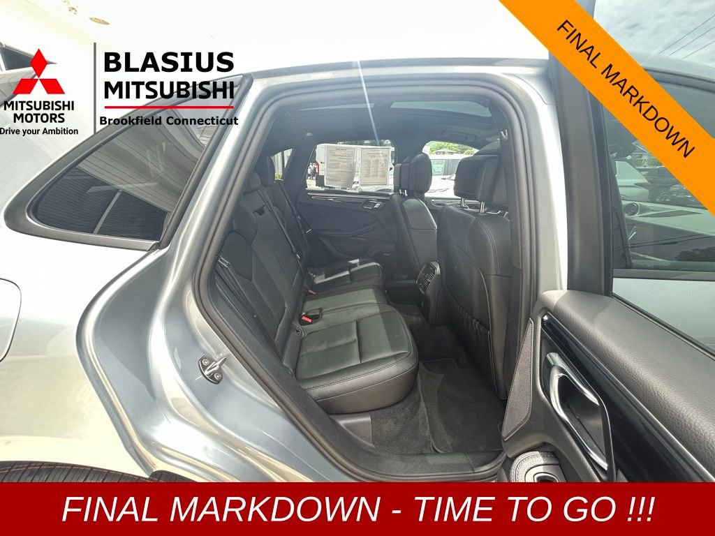Used 2022 Porsche Macan image 29