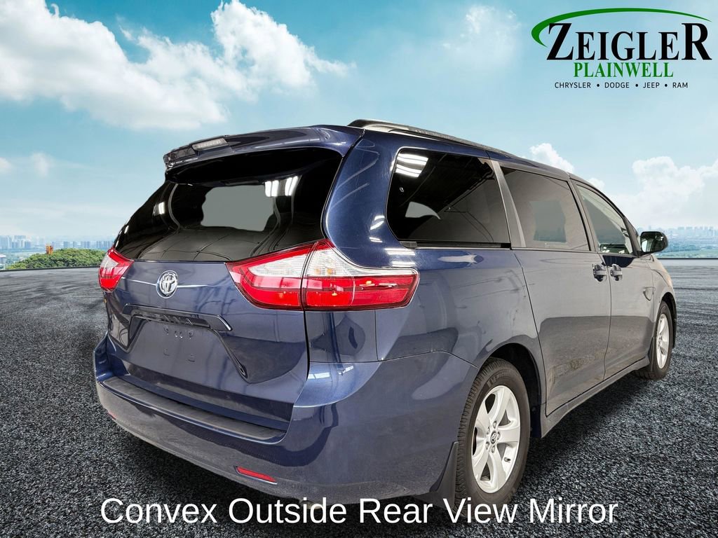 Used 2019 Toyota Sienna LE image 7