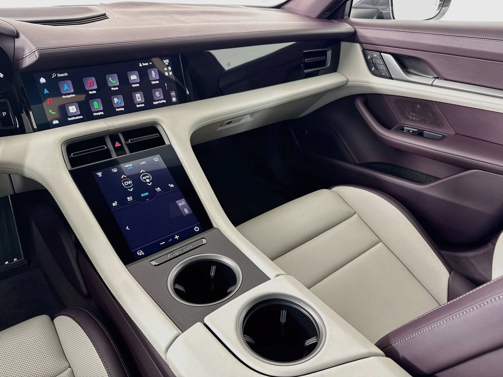 Certified 2025 Porsche Taycan 4S AWD/4WD image 25