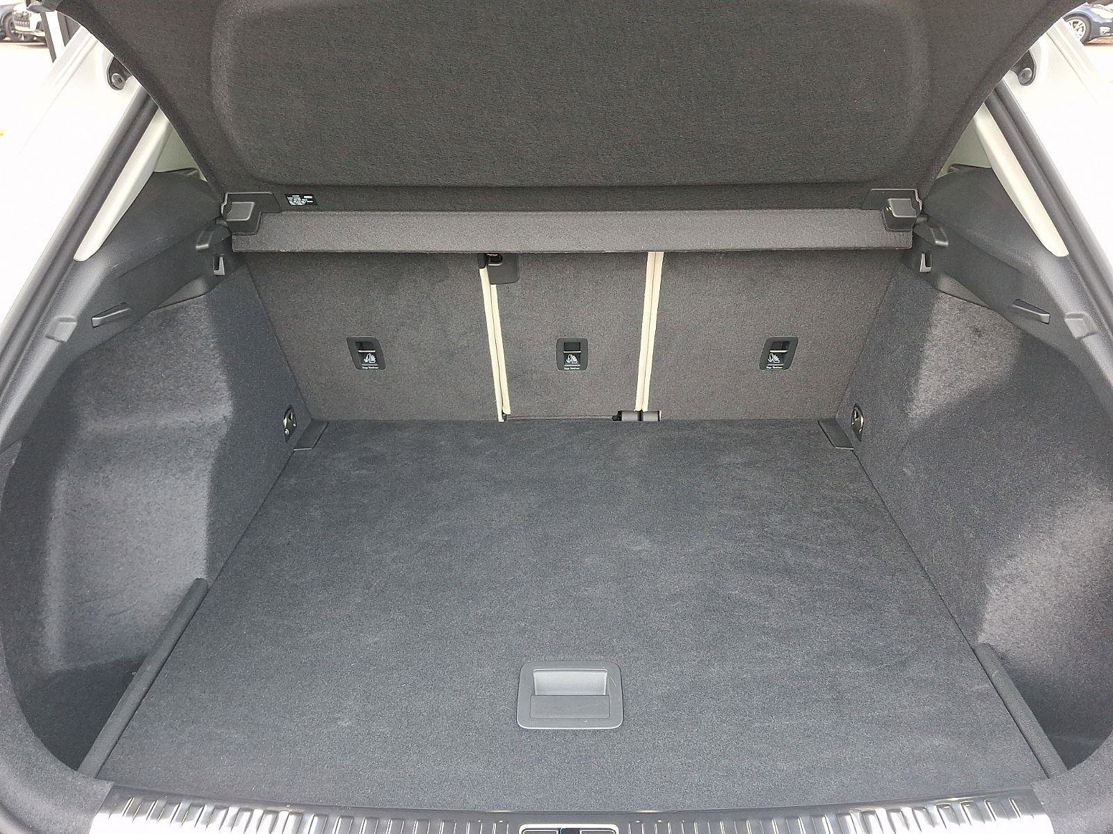 Used 2025 Audi Q3 2.0T Premium Plus w/ Premium Plus Package image 29