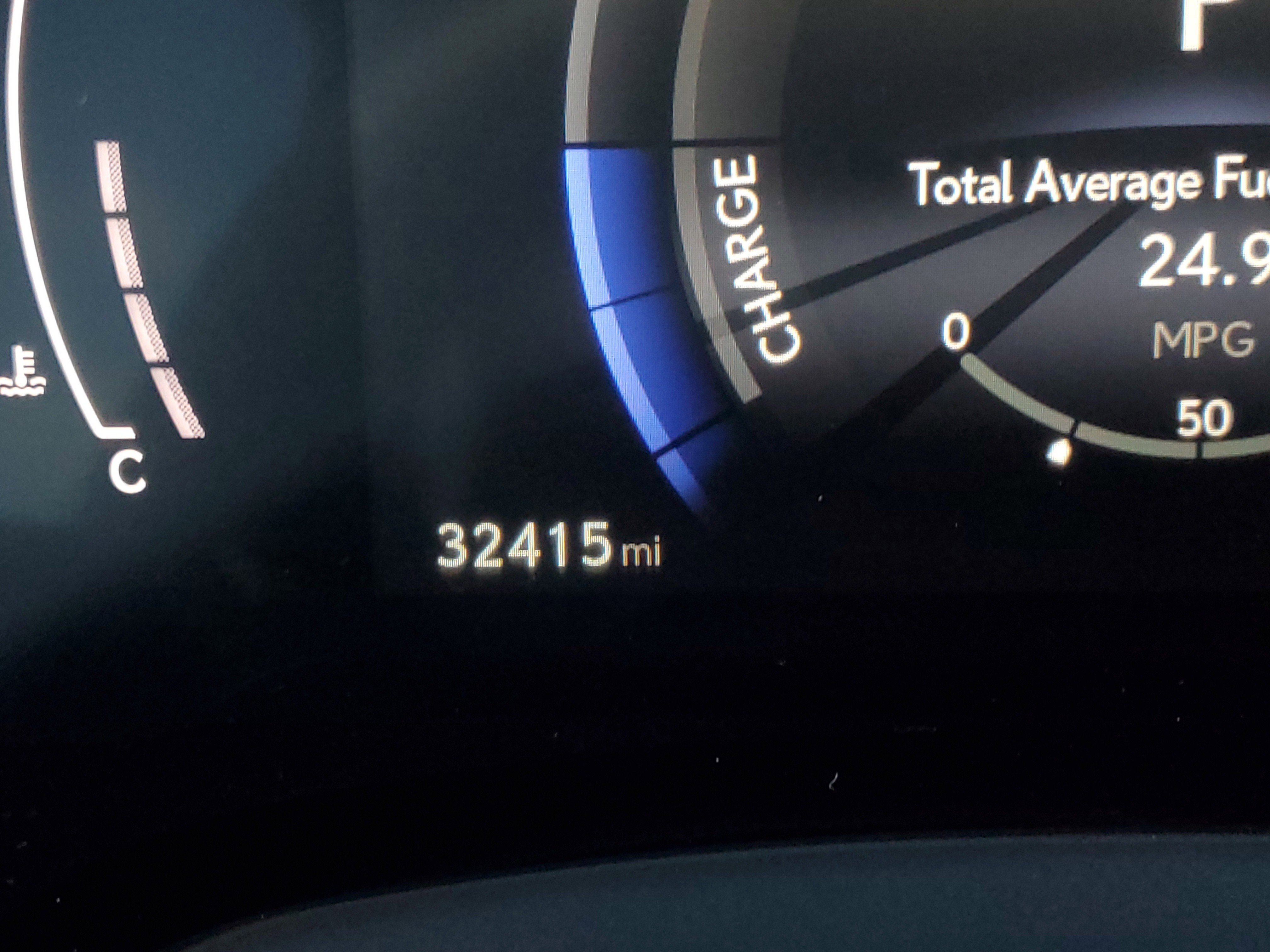 Used 2024 Lexus RX 500h F Sport w/ Cold Area Package image 25