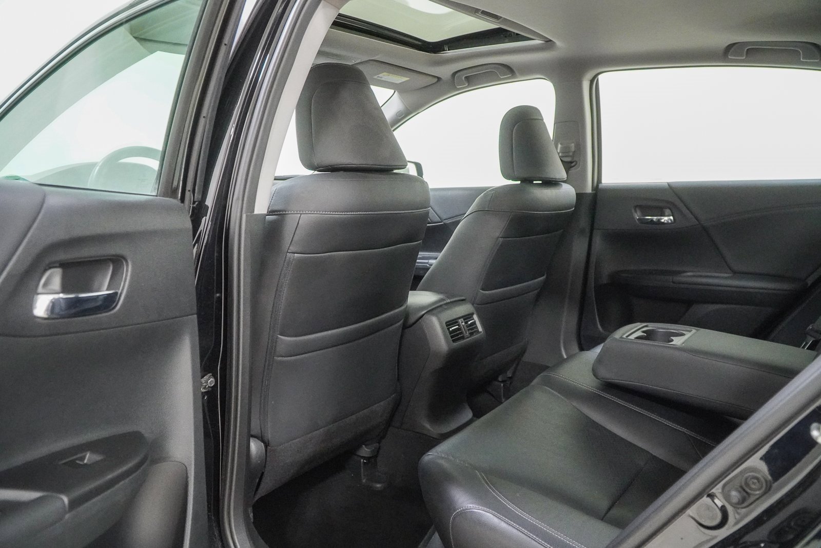 Used 2016 Honda Accord EX-L image 42