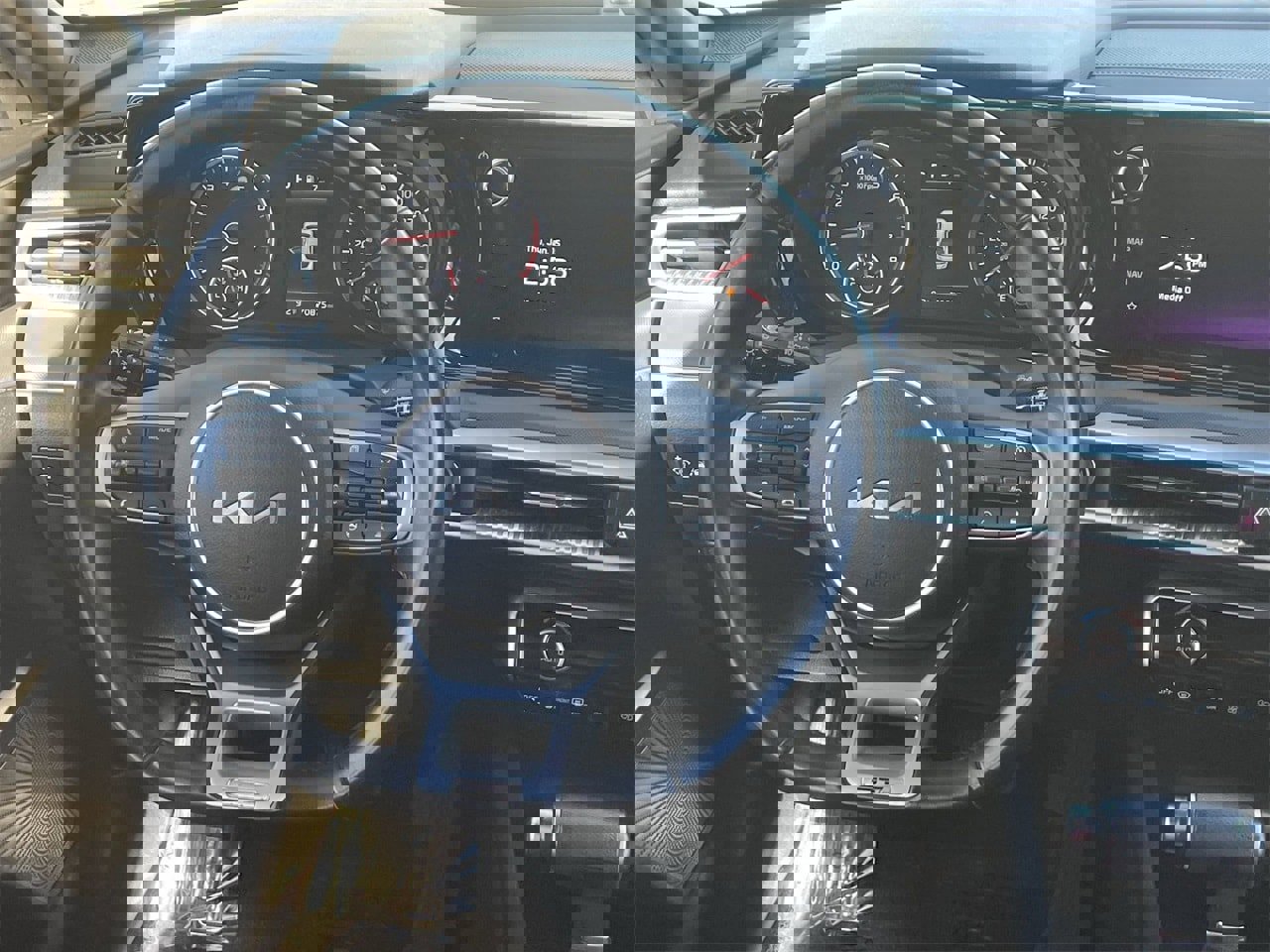 Used 2024 Kia K5 GT-Line image 13